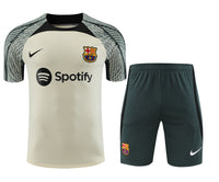 Kit Oficial do Barcelona 24/25 - Treino