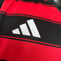 Camisa Oficial do CR Flamengo 25/26 Versão Jogador - Pacth Campeão e Completa com Patrocínios