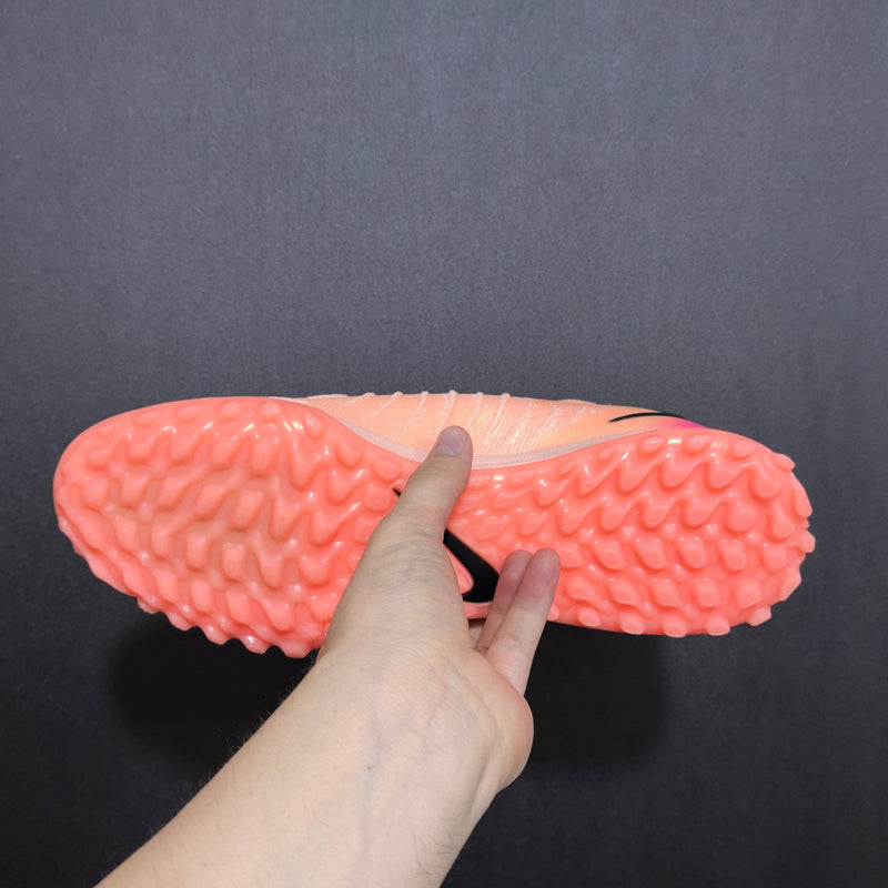 Chuteira Society Nike Phantom Luna GX2 TF