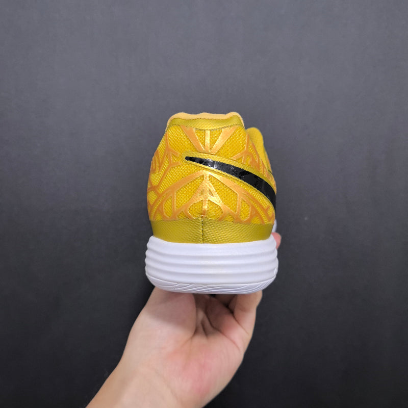 Tênis de futsal Nike Lunargato II IC