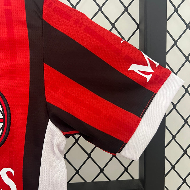 Conjunto infantil Oficial do Milan 24/25 - Infantil