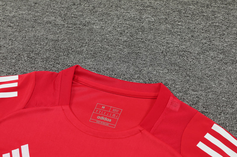 Kit Oficial do Manchester United 24/25 - Treino