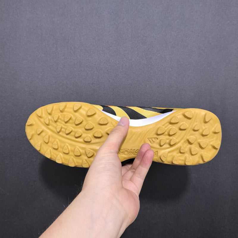 Chuteira Adidas Predator 25 Elite Society