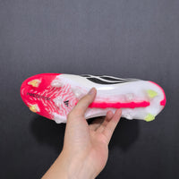 Chuteira Predator Elite Campo