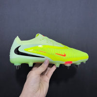 Chuteira Nike Phantom 6 Low Elite Trava Mista