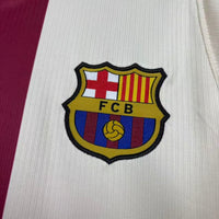 Camisa llll Oficial do Barcelona 26/27 - Torcedor