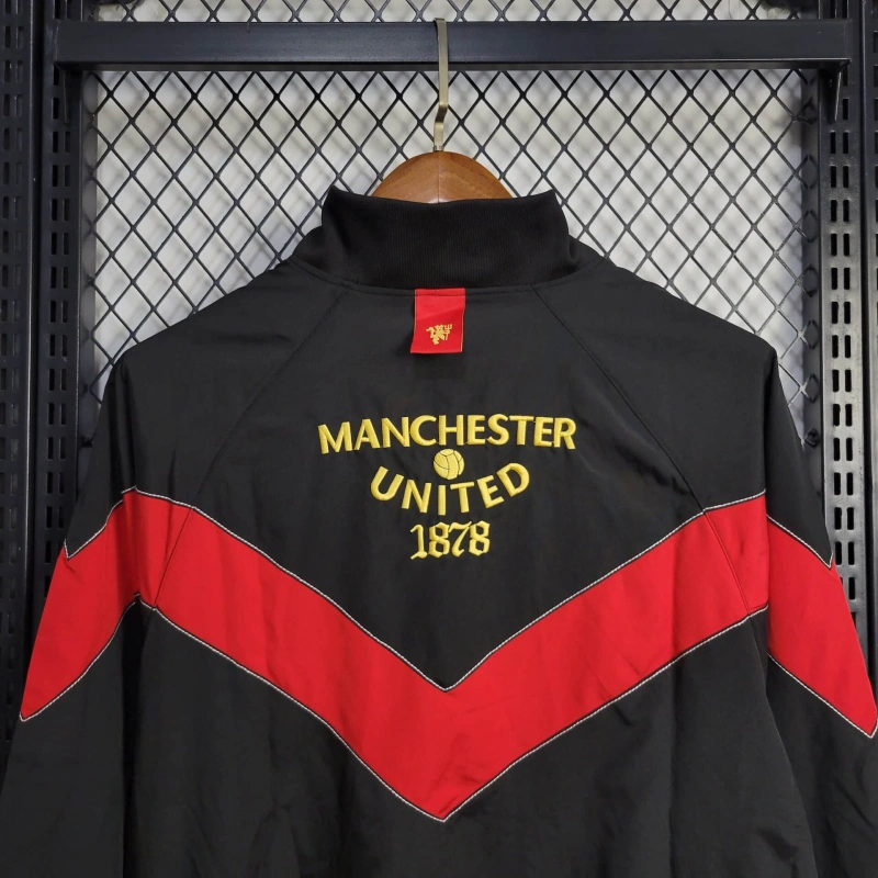 Corta Vento Oficial do Manchester United 25/26