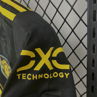 Camisa Feminina Oficial do Manchester United 25/26 - Baby Look