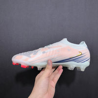 Chuteira Nike Gripknit Phantom GX2 Elite Campo