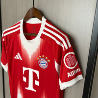 Camisa Oficial do Bayern de Munique 25/26 - Versão Torcedor