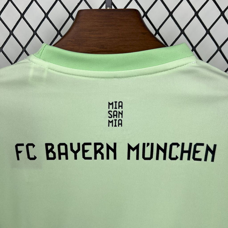 Conjunto Infantil Oficial do Bayern de Munique 25/26 - Goleiro