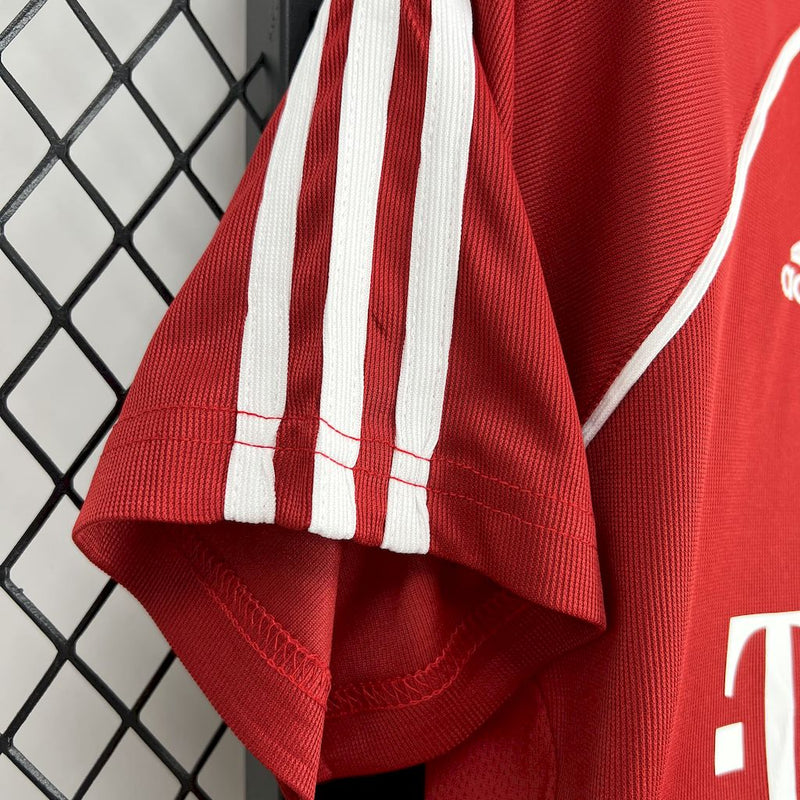 Camisa Retrô do Bayern de Munique 2005/2006 - Versão Retrô