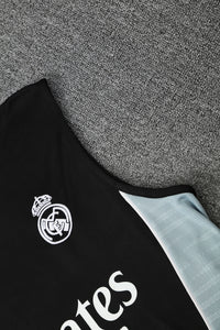 Kit Oficial do Real Madrid 25/26 - Treino