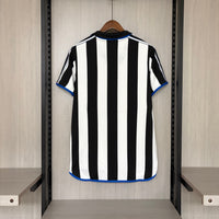 Camisa Retrô do Newcastle 1999/2000