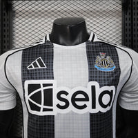 Camisa Oficial do Newcastle 25/26 - Versão Jogador