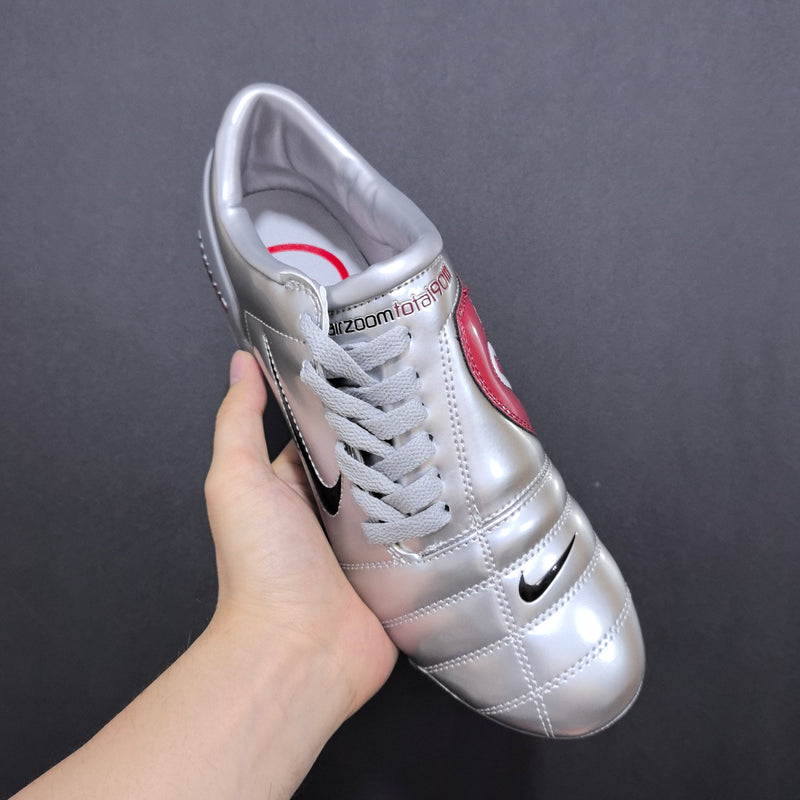 Chuteira Nike Total 90 Campo