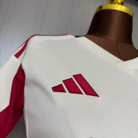 Camisa Feminina Oficial do Liverpool 25/26 - Baby Look