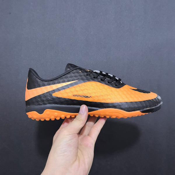 Chuteira Nike Hypervenom Society TF