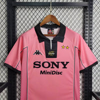 Camisa Retrô da Juventus 1997/1998