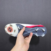 Chuteira Nike Phantom GX2 Elite Campo FG
