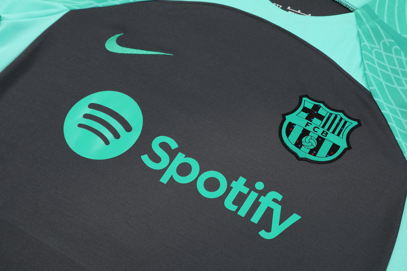Kit Oficial do Barcelona 24/25 - Treino