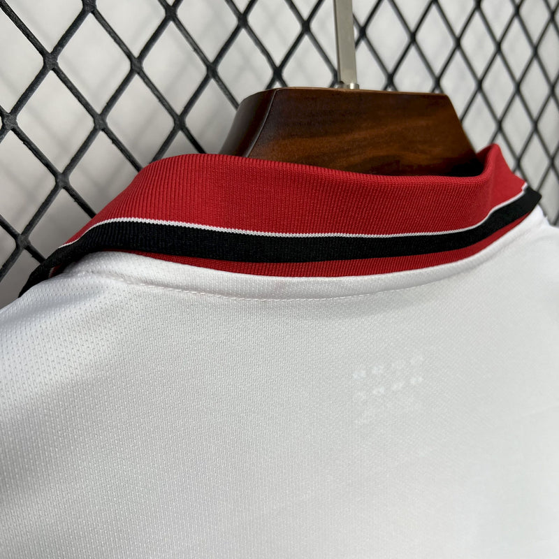 Camisa Retrô do Rayo Vallecano 2001/2002