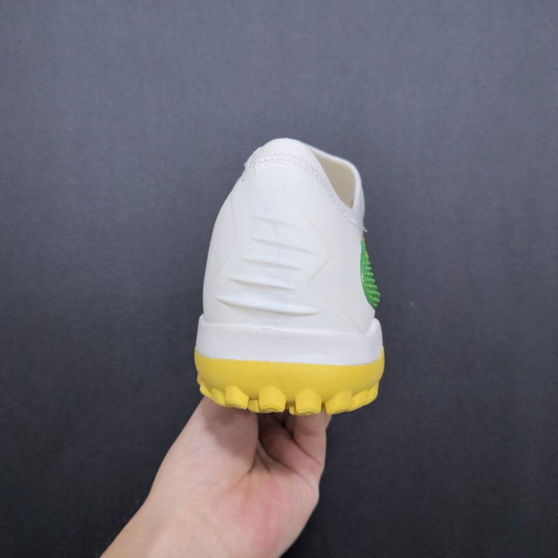 Chuteira Society Nike Phantom GX 6 Elite TF