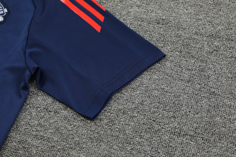 Kit Oficial do Manchester United 24/25 - Treino