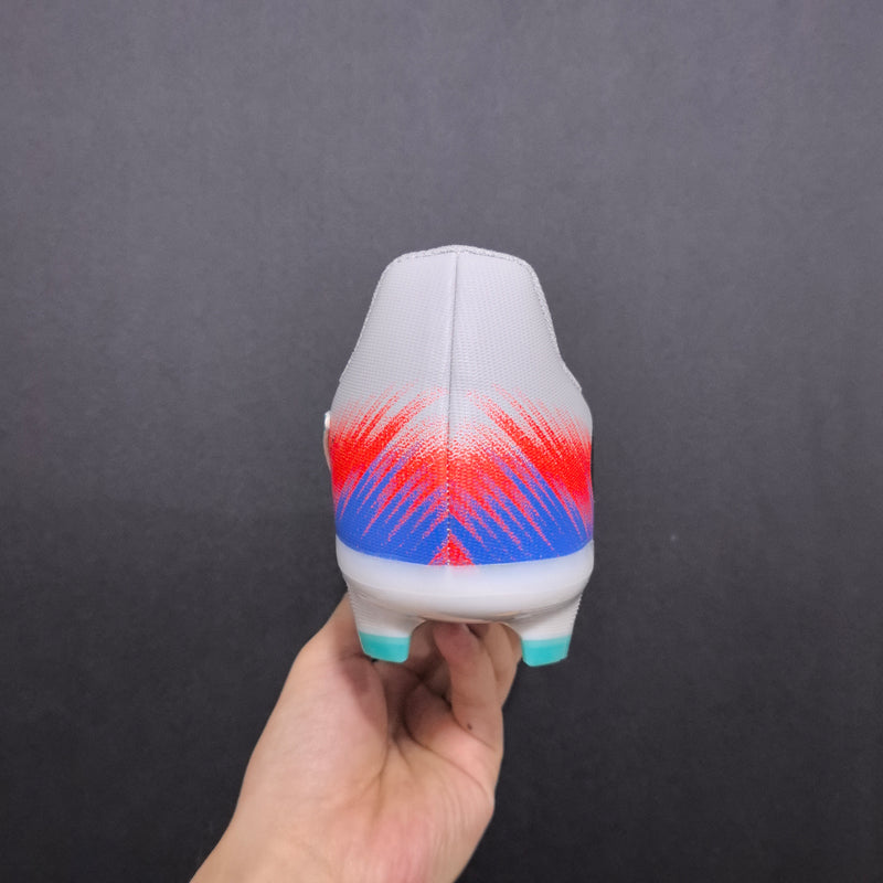 Chuteiras Nike Phantom 6 Low Academy FG/MG