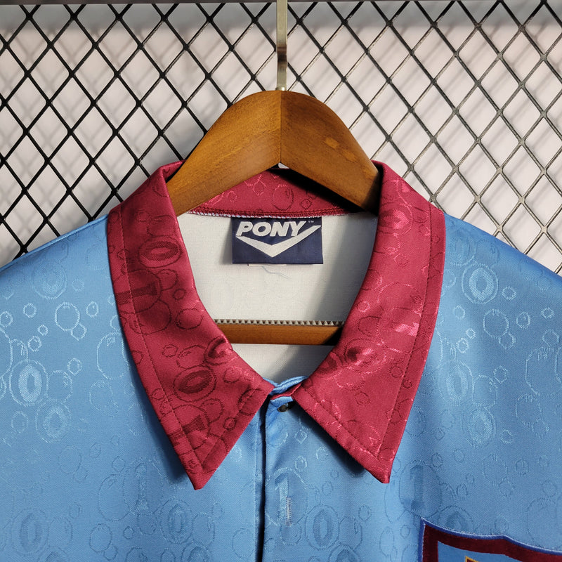 Camisa Retrô do West Ham 1995/1997