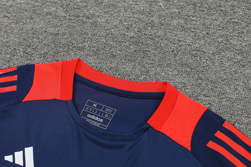 Kit Oficial do Manchester United 24/25 - Treino