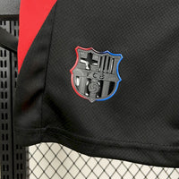 Conjunto Infantil Oficial do Barcelona 25/26 - Travis Scott