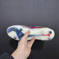 Chuteira Nike Phantom 6 da coleção “United 002” Trava Mista