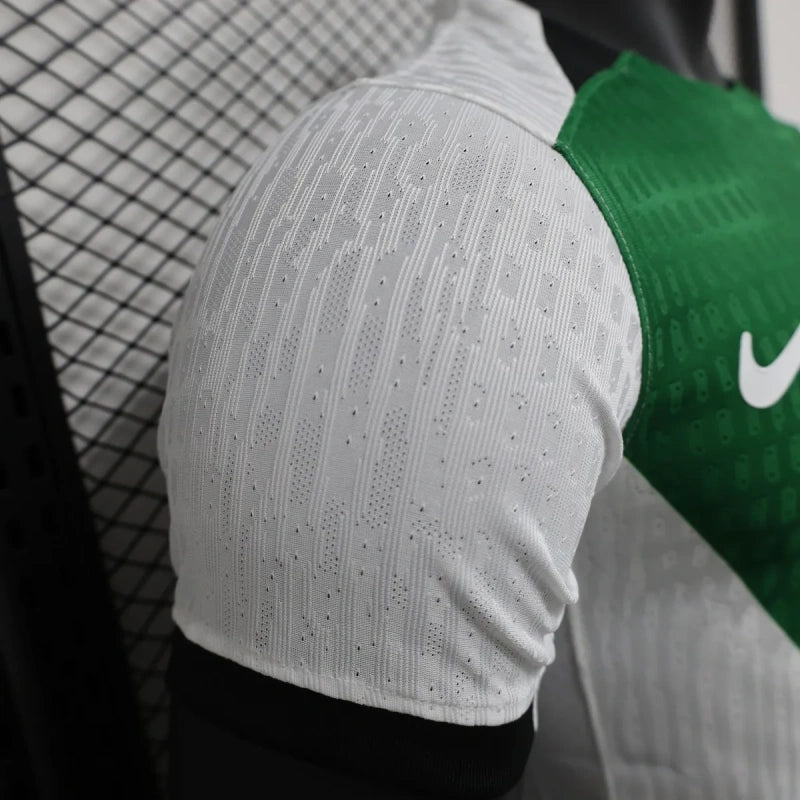 Camisa Oficial do Sporting 24/25 Versão Jogador - Celebração Francisco Stromp