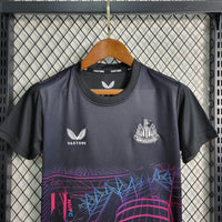 Conjunto Infantil Oficial do Newcastle 23/24 Treino - Kids