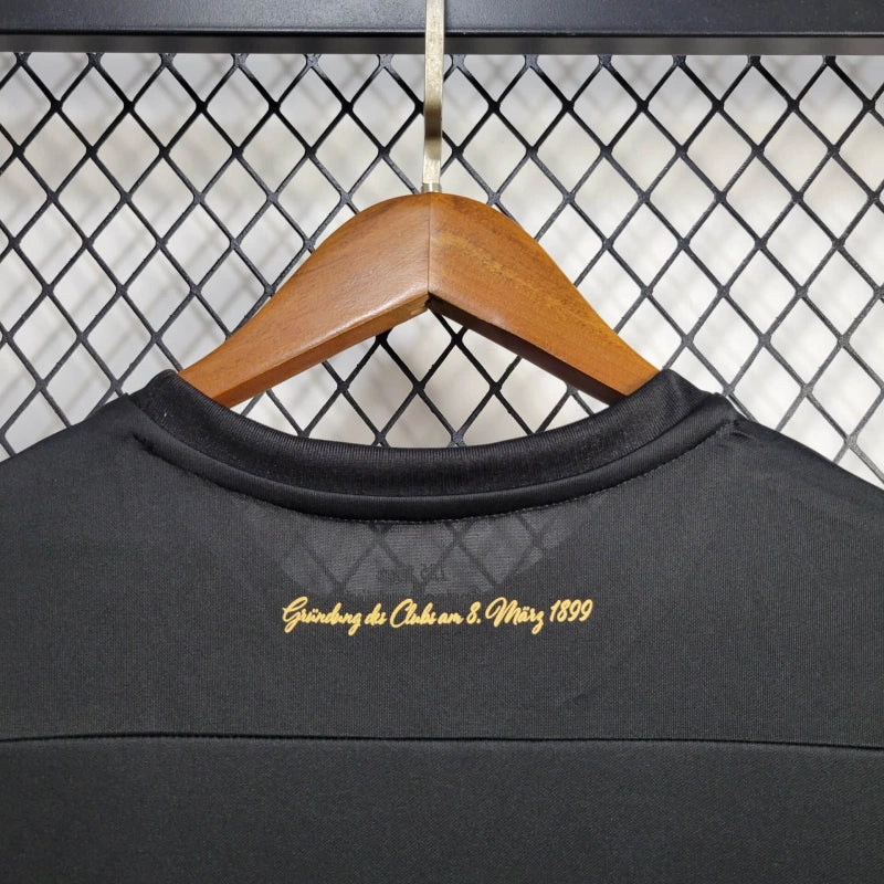 Camisa Oficial do Frankfurt 24/25 Versão Torcedor - Edição Especial