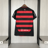 Camisa Feminina Oficial do CR Flamengo 25/26 Baby Look - Pacth Campeão e Completa com Patrocínios
