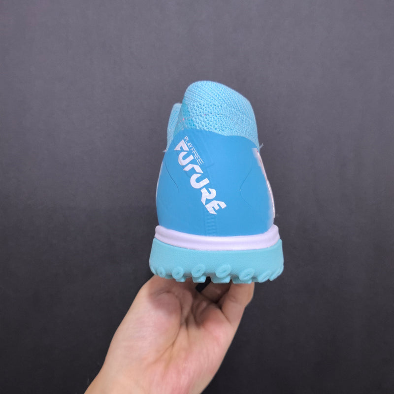 Chuteira Society Puma Future 8 TF