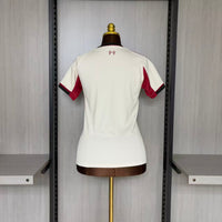 Camisa Feminina Oficial do Liverpool 25/26 - Baby Look