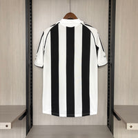 Camisa Retrô do Newcastle 2006