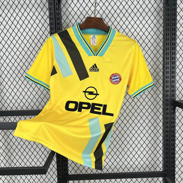 Camisa Retrô do Bayern de Munique 1993/1995