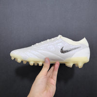 Chuteira Nike Tiempo Legend 10 Elite FG Branca