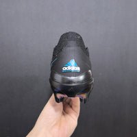 Chuteira Adidas Predator Elite 26 Campo FG