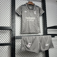 Conjunto Infantil Oficial do Real Madrid 24/25 - Kids