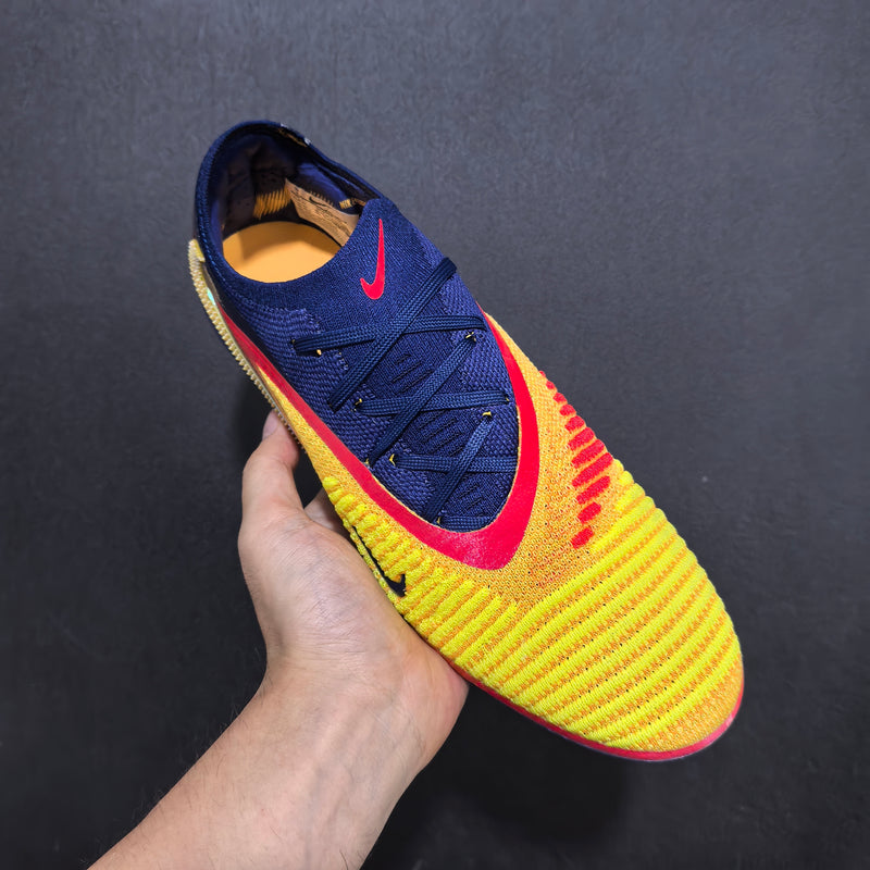 Chuteira Nike Phantom 6 GX Elite Gripknit