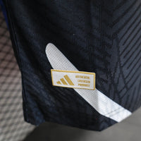 Camisa Oficial do Manchester United 25/26 Versão Jogador - Pré Jogo