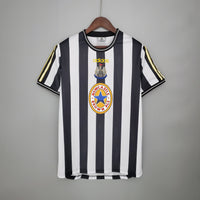 Camisa Retrô do Newcastle 1997/1999
