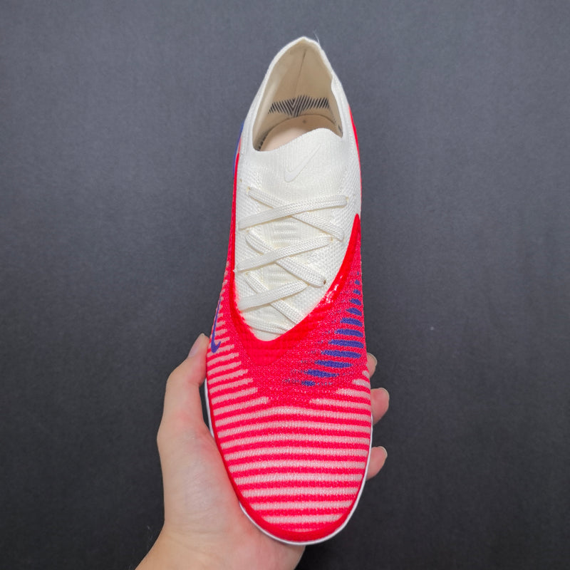 Chuteira Society Nike Phantom 6 Elite TF