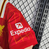 Camisa Feminina Oficial do Liverpool 24/25 - Baby Look