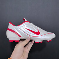 Chuteira Nike Mercurial Vapor II R9